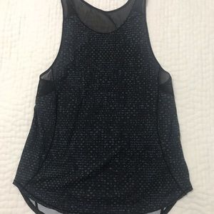 Lululemon sculpt tank II size 6